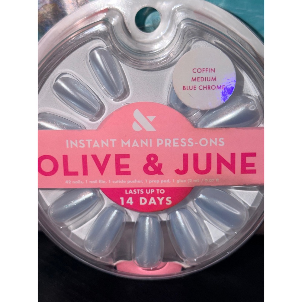 Olive & June Instant Mani Press-On Nails Blue Chrome Coffin Medium 42ct Set